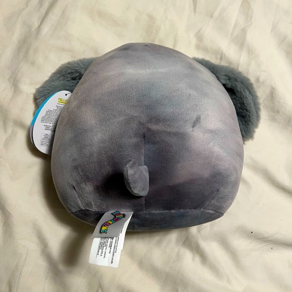 8" Gustavus dog Squishmallow - Picture 3 of 3